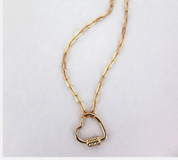 Elegant gold heart sparkle necklace